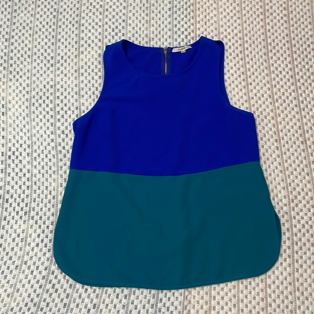 41 Hawthorn Color-blocked Top